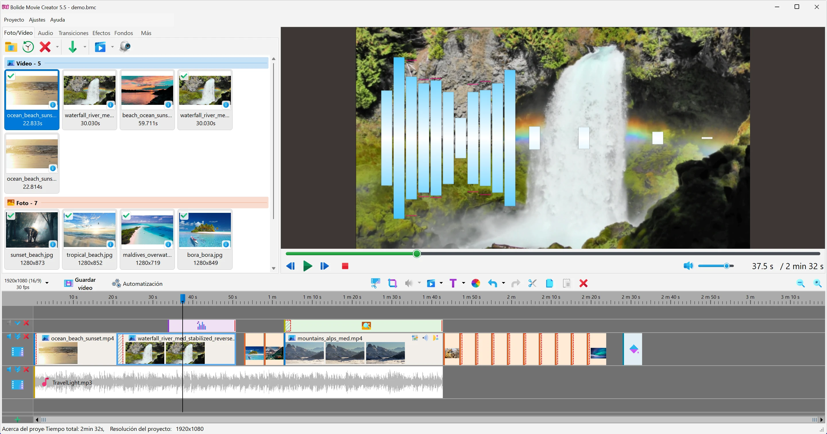 Visualizador de música sobre un fondo degradado en Bolide Movie Creator