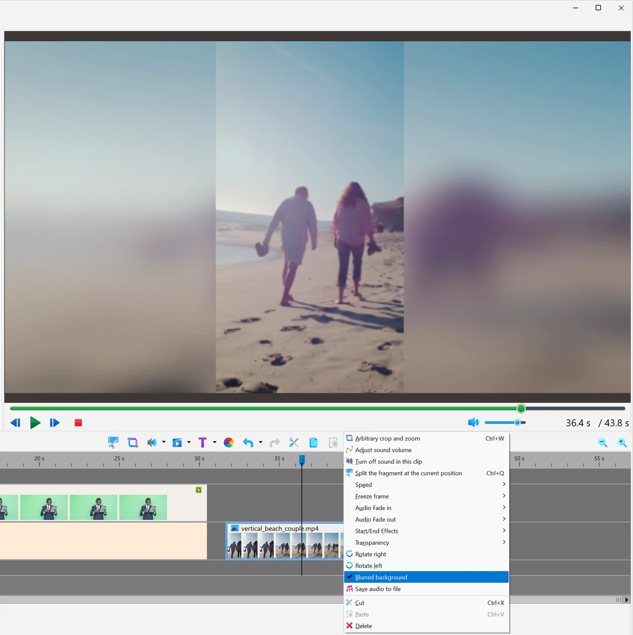Clips of a different shape: black bars and blurred background in Bolide Movie Creator
